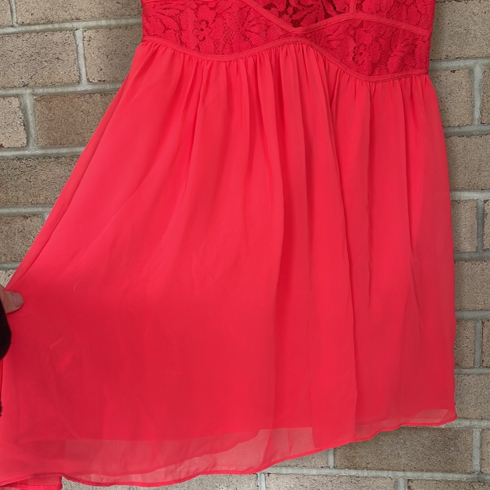 BCBG Coral Lace Illusion Babydoll Dress - Picture 4 of 10